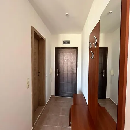 Golf Club Mia 2 ساني بيتش